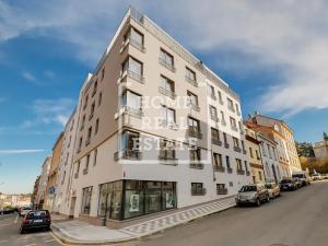 Prodej garážového stání, Praha - Smíchov, Pod Barvířkou, 32 m2