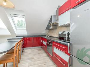 Pronájem bytu 2+kk, Praha - Čakovice, Otavská, 77 m2