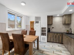 Prodej rodinného domu, Pchery - Humny, U Dobré Vody, 240 m2