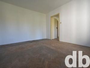 Prodej bytu 2+1, Karlovy Vary, Šumavská, 127 m2