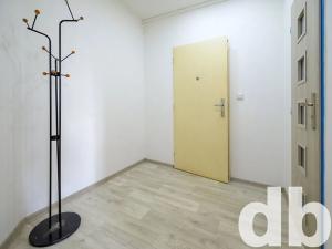 Pronájem bytu 2+kk, Karlovy Vary, Nejdecká, 63 m2