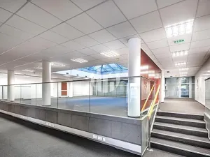 Pronájem kanceláře, Praha - Nové Město, Krakovská, 300 m2