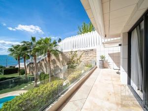 Prodej bytu 4+kk, Estepona, Španělsko, 194 m2