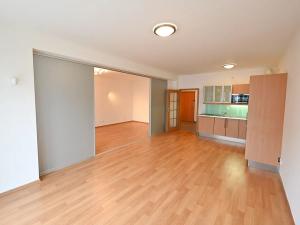 Pronájem bytu 1+kk, Praha - Řeporyje, Wiesenthalova, 61 m2