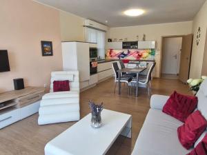 Prodej bytu 2+kk, Luhačovice, Masarykova, 76 m2