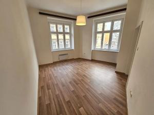 Pronájem bytu 3+kk, Praha - Žižkov, Rokycanova, 78 m2