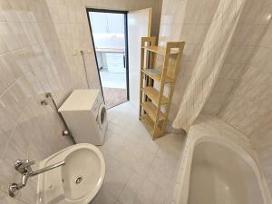 Pronájem bytu 3+kk, Praha - Žižkov, Rokycanova, 78 m2
