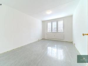 Prodej bytu 2+1, Rokycany, Pod Ohradou, 59 m2