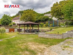 Prodej vícegeneračního domu, Bezděz, 231 m2