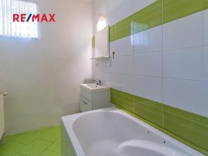 Prodej vícegeneračního domu, Bezděz, 231 m2