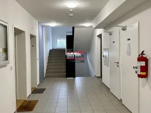 Pronájem bytu 3+kk, Praha - Uhříněves, Oty Bubeníčka, 64 m2