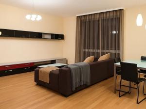 Pronájem bytu 3+kk, Praha - Smíchov, U Dívčích hradů, 99 m2