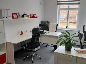 Pronájem kanceláře, Nový Jičín, Masarykovo nám., 20 m2