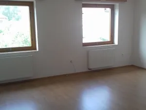 Pronájem bytu 2+kk, Pardubice, Věry Junkové, 70 m2