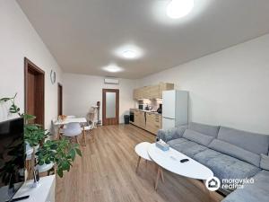 Pronájem bytu 2+kk, Brno, Košuličova, 65 m2