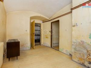 Prodej rodinného domu, Skuteč, Palackého náměstí, 80 m2