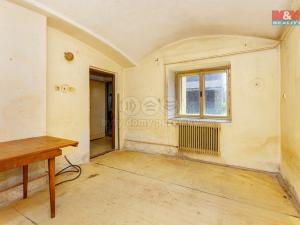 Prodej rodinného domu, Skuteč, Palackého náměstí, 80 m2