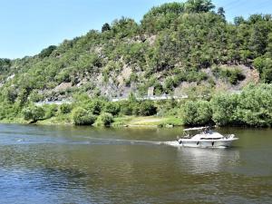 Prodej bytu 1+kk, Vrané nad Vltavou, Nádražní, 30 m2