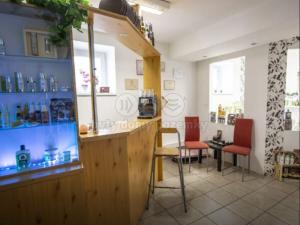 Pronájem obchodního prostoru, Pardubice - Bílé Předměstí, Na Okrouhlíku, 100 m2