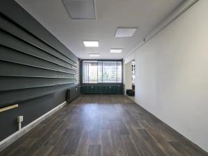 Pronájem obchodního prostoru, Hradec Králové, třída Edvarda Beneše, 25 m2