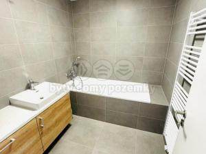Pronájem bytu 2+kk, Olomouc, Milana Ticháka, 70 m2
