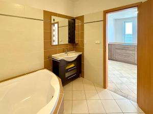 Prodej domu na klíč, Jihlava, Jasmínová, 216 m2