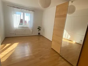 Prodej bytu 2+1, Praha - Suchdol, K Horoměřicům, 82 m2