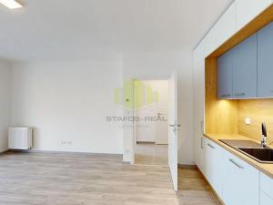 Pronájem bytu 2+kk, Olomouc, Topolová, 55 m2