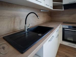 Pronájem bytu 3+kk, Dlouhá Lhota, 78 m2