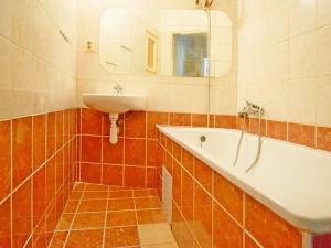 Pronájem bytu 1+kk, Praha - Vršovice, Přípotoční, 25 m2