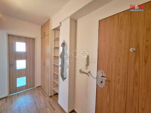 Prodej bytu 2+1, Ostrava - Poruba, Aleše Hrdličky, 42 m2