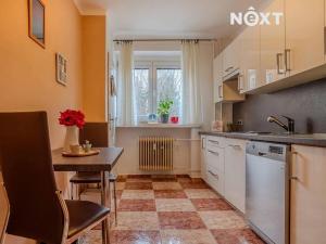 Prodej bytu 2+1, České Budějovice, Čéčova, 64 m2