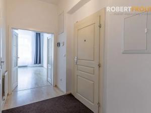Pronájem bytu 2+kk, Praha - Dejvice, Jaselská, 48 m2