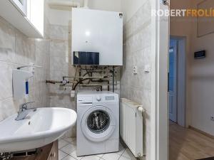Pronájem bytu 2+kk, Praha - Dejvice, Jaselská, 48 m2