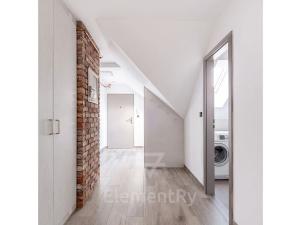 Pronájem bytu 3+kk, Hradec Králové, Resslova, 69 m2