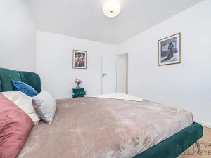 Prodej bytu 4+kk, Praha - Holešovice, Na Maninách, 95 m2