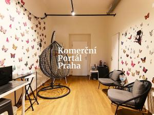 Pronájem obchodního prostoru, Praha - Malá Strana, Karmelitská, 120 m2