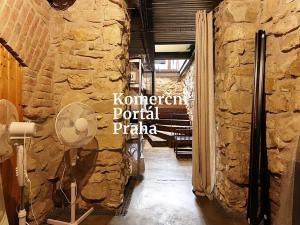 Pronájem obchodního prostoru, Praha - Malá Strana, Karmelitská, 120 m2