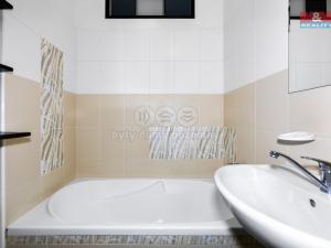Pronájem bytu 2+1, Nýřany, Komenského, 61 m2