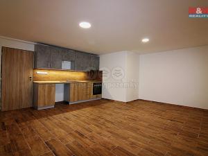 Pronájem bytu 1+kk, Kutná Hora, Trebišovská, 37 m2