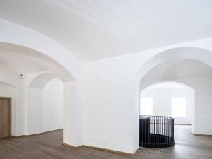 Pronájem obchodního prostoru, Praha - Nové Město, Truhlářská, 379 m2