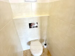 Prodej bytu 2+kk, Praha - Štěrboholy, Laudonova, 64 m2