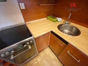 Pronájem bytu 2+kk, Benešov, Pod Lihovarem, 38 m2