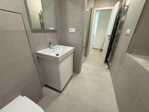 Pronájem bytu 3+1, Praha - Krč, Lukešova, 98 m2
