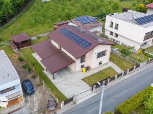 Prodej rodinného domu, Staré Město, Pode Břehy, 250 m2
