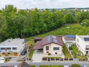 Prodej rodinného domu, Staré Město, Pode Břehy, 250 m2