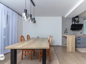 Prodej rodinného domu, Staré Město, Pode Břehy, 250 m2