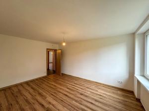 Prodej bytu 3+1, Praha - Zbraslav, Svépomoci, 85 m2