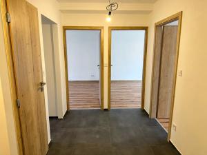 Prodej bytu 3+1, Praha - Zbraslav, Svépomoci, 85 m2