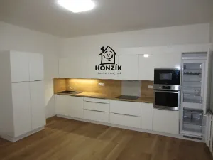 Pronájem bytu 5+1, Štěchovice, Hlavní, 147 m2